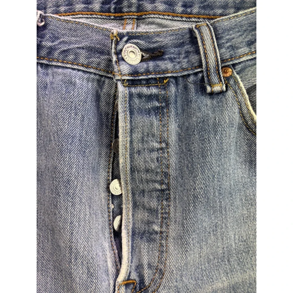 Levi's 501 Button Fly Jeans Mens 33x34 Light Wash Blue Straight Leg 24-3453